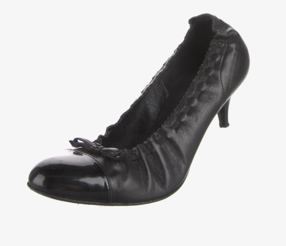 Vintage Chanel CC Cap Toe Ballet Flat Kitten Heels